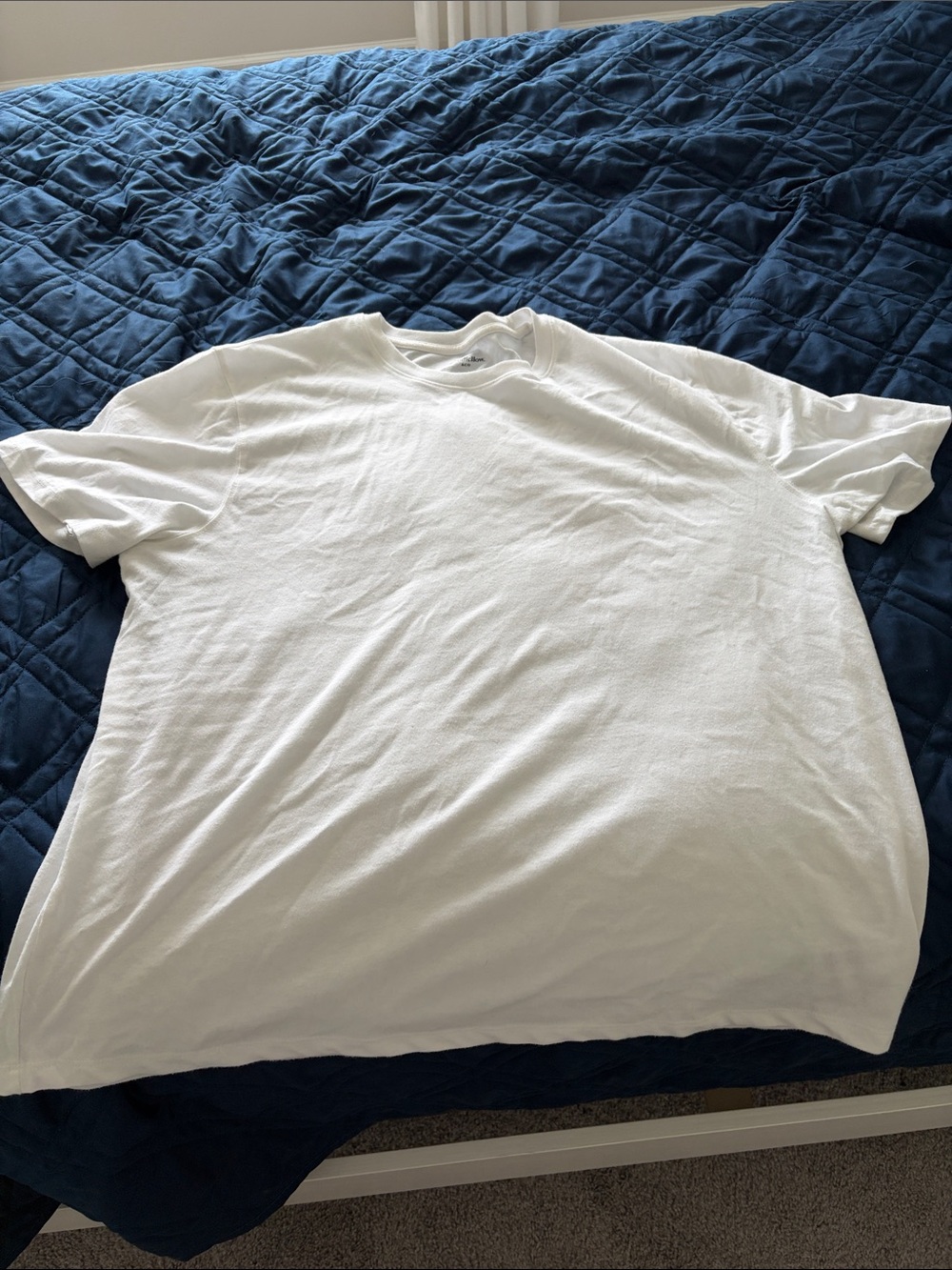 Goodfellow & Co White Short Sleeve Crew Neck T-Shirt